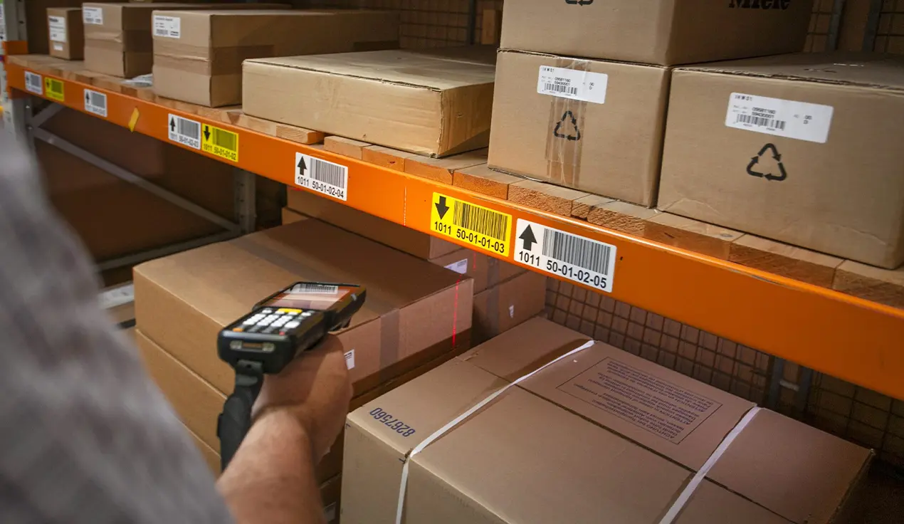 Thermal transfer logistics & shipping label 1.webp